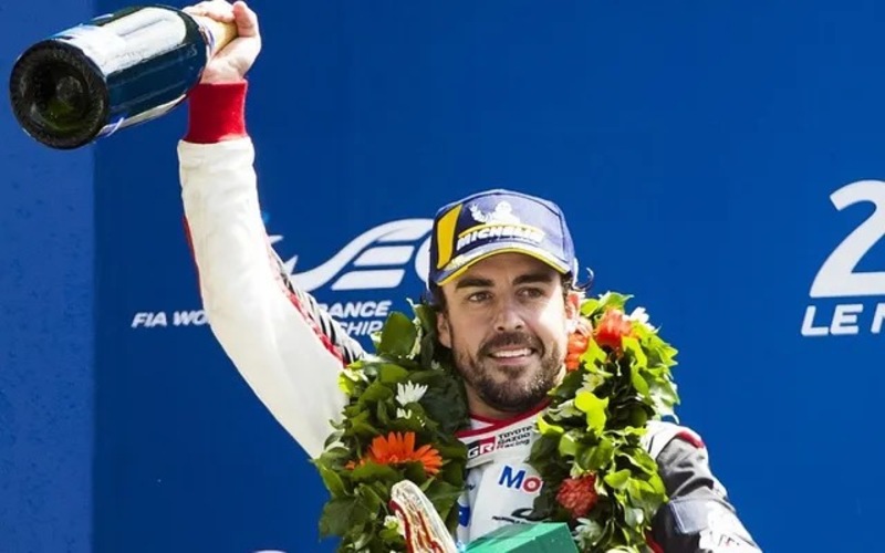 Anh được đánh giá là tay đua toàn diện nhất mà F1 từng sản sinh 