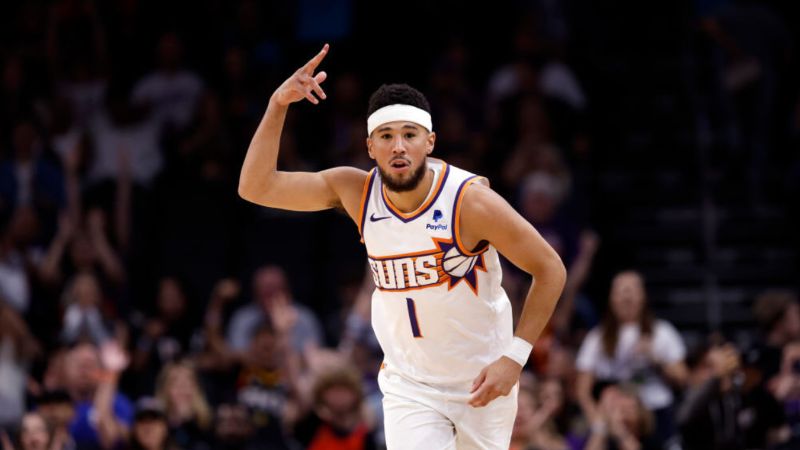 Devin Booker – ngôi sao bóng rổ tài năng của Phoenix Suns